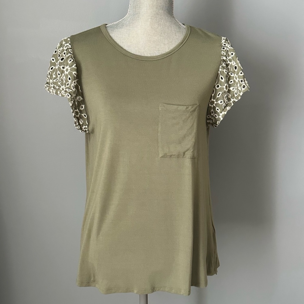 Cupio Olive Green Relaxed Fit Top with Eyelet Short Sleeves, sz XL